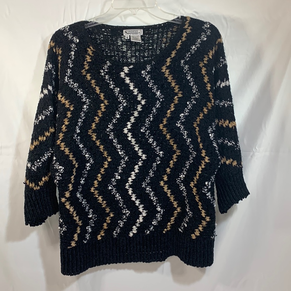 Black with white and brown Chevron pattern3/4 sleeve sweater.